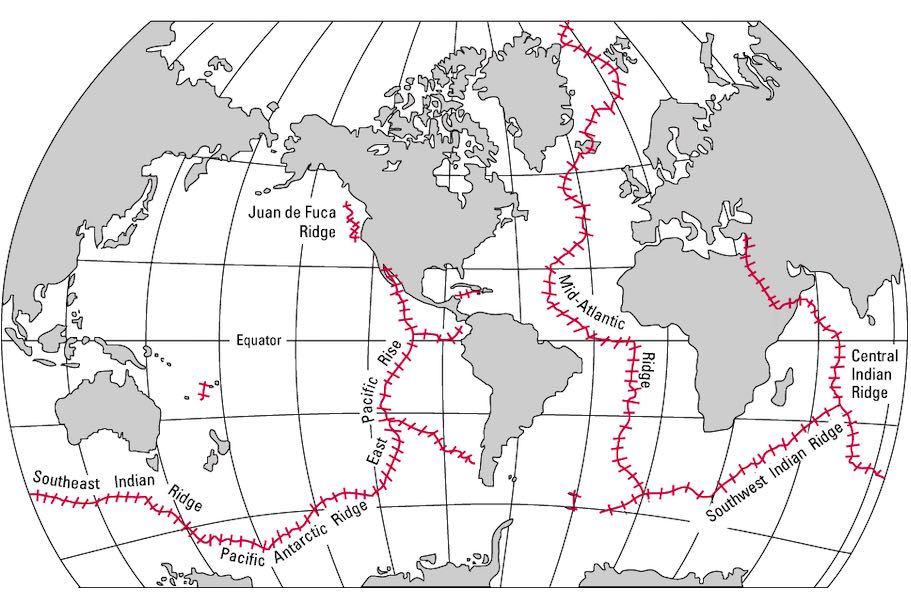 The „breathing“ of magma chambers below the ocean may cause soft earthquakes related to the tides