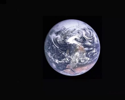 Blue Marble. Photo: Nasa / <a href="https://commons.wikimedia.org/"target="_blank">Wikimedia Commons</a>