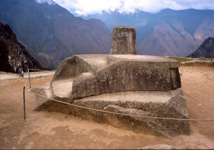 The Intihuatana Stone which is believed to have been a tool to define a calendar. Photo: Colegota / <a href="https://commons.wikimedia.org/"target="_blank">Wikimedia Commons</a>