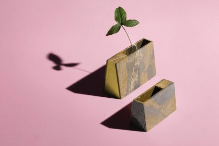 Alex Mint: „Barricade“.
