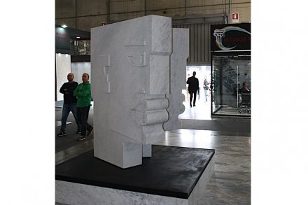 <a href="https://www.henraux.it/"target="_blank">Henraux</a>.