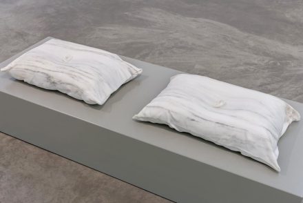 Dorothy Cross, „Listen Listen“, 2019, marble RHS: 16 x 69 x 45 cm / 6.3 x 27.2 x 17.7 in LHS: 16 x 72 x 45 cm / 6.3 x 28.3 x 17.7 in.