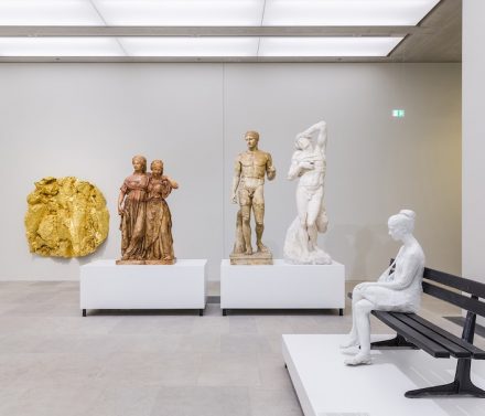 „Nah am Leben. 200 Jahre Gipsformerei“, Ausstellungsansicht, James-Simon-Galerie, 2019, © Staatliche Museen zu Berlin / David von Becker
