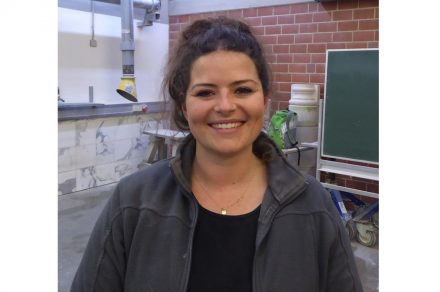 Sophia Maucher, erste Bundessiegerin ei den Steinbildhauern im Wettbewerb PLW.