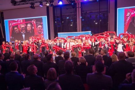 „Zukunft kommt von Können“. Feier des Zentralverbands des Handwerks mit den Bundessiegern. Foto: ZDH / Volker Watschounek