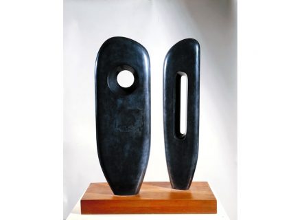 Barbara Hepworth: „Two figures”.