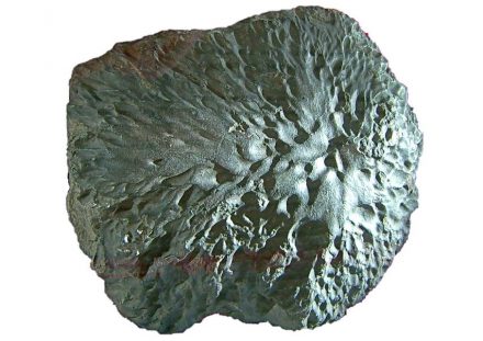 Der Meteorit von Krähenberg ging 1869 im heutigen Rheinland-Pfalz nieder. Foto: LoKiLeCh / <a href="https://commons.wikimedia.org/"target="_blank">Wikimedia Commons</a>