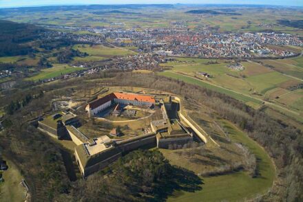 Luftaufnahme der Festung Wülzburg. Foto: HaSe / <a href="https://commons.wikimedia.org/"target="_blank">Wikimedia Commons</a>
