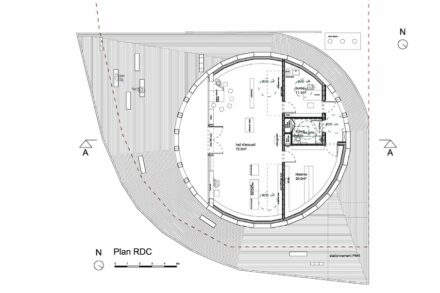 Christoph Aubertin Architecte: Besucherzentrum in Plainfaing in den Vogesen.