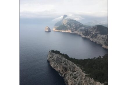 An aerial photograph of the carbonate coastal morphology in Mallorca, Spain. Source: University of South Florida