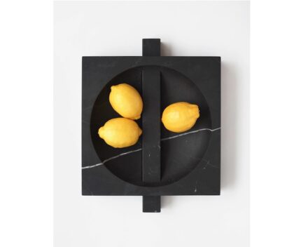 Isabell Gatzen: Schale „Marble Edition No 1: Atlas“.