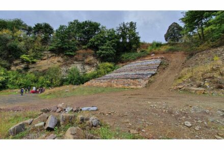 A geological carpet in Belgium shows the layers of stone from 540 million years of the earth’s history
