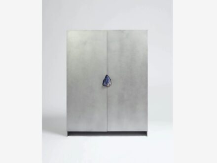 Pierre de Valck: „Pieces with Stone”.
