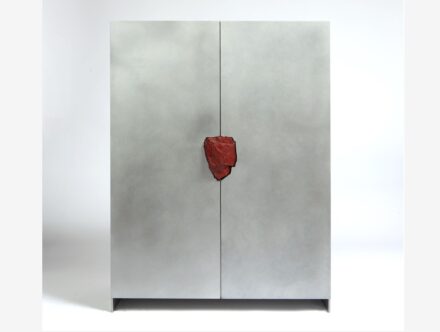 Pierre de Valck: „Pieces with Stone”.