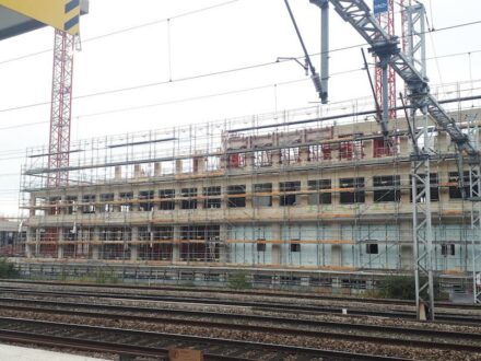 Îlot Fertile: the new building with Rosal Stones‘ limestone.