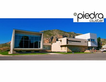 Sitz des Cluster Piedra in Chehegín in der Provinz Murcia.