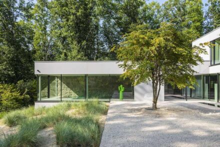 Grassi Pietre: villa in Belgium.