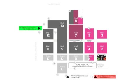 Overview of the halls and the entrances. Re Teodorico is marked in green.
