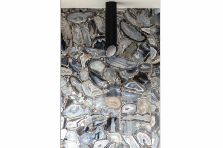 Wild Agate ist eine Sorte aus der Precious-Stone-Kollektion von Antolini.