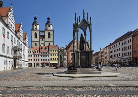 Die bundesweite Eröffnung des Tags des Offenen Denkmals findet 2021 in der Lutherstadt Wittenberg statt: seit über 30 Jahren stehen die Altstadt und die umliegenden Denkmale für den Erhalt und das originale, historische Zeugnis in der Denkmalpflege. Foto: DSD