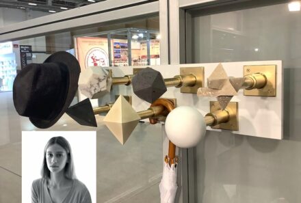 Aslı Başer, Alimoğlu Marble company (Izmir): “Yedi“ are coat hooks that welcome visitors and guests in an apartment, office or hotel.