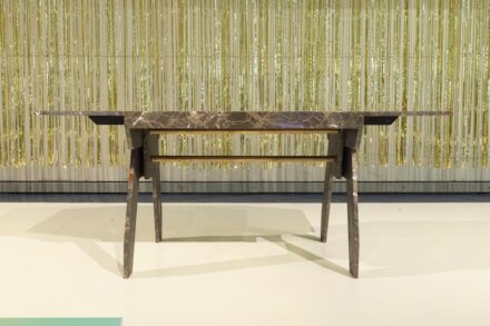 Mòrfo. Design: Silvia Sandini. Production: Piero Zanella. Material: Ombra Di Caravaggio.