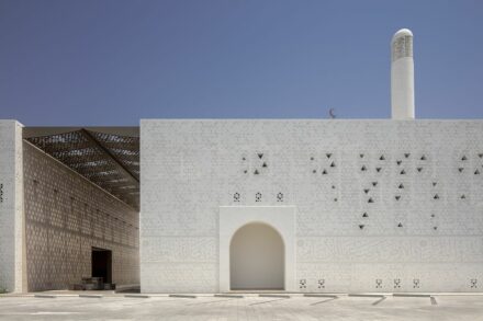 Sumaya Dabbagh: Mosque of the Late Mohamed Abdulkhaliq Gargash.