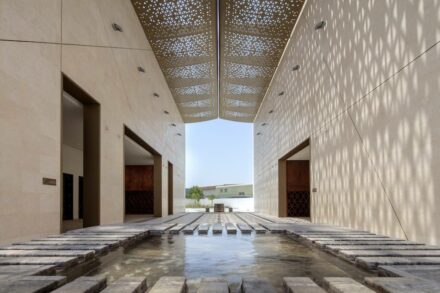 Sumaya Dabbagh: Mosque of the Late Mohamed Abdulkhaliq Gargash.