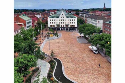 Nominierung: Neugestaltung des zentralen Platzes Stora torg in der Stadt Eslöv. Foto: Sveriges Stenindustriförbund