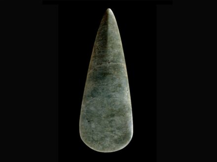 Fine jadeitite axe-heads made from material quarried in the high Italian Alps, c. 4500–3500 BC. Photo: The Trustees of the British Museum