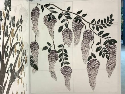 Waterjet-Inlay am Stand der Firma <a href="http://www.stoneterroir.com/"target="_blank">Stone Terroir</a>.