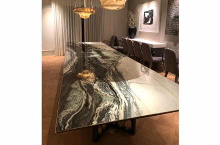 Glaciers, a Brazilian marble from Vitoria Stone company.