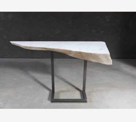 Gerard Kuijpers: White Console.