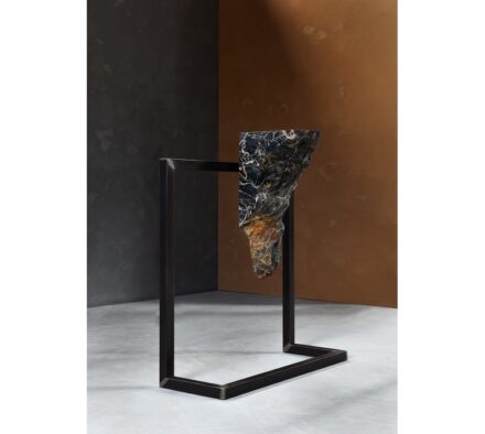 Gerard Kuijpers: Eccentric Base.