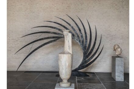 Santiago Calatrava, Steel Leaves 207 A, Sculpture, 2013 © Staatliche Antikensammlungen and Glyptothek, photographer Renate Kühling