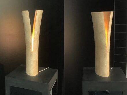 Yaren Aysan: „Hug“ is a lighting that breaks the hardness of stone and reveals ist elegance.