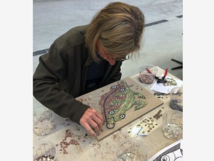 Mosaikarbeit im EFBZ-Kurs.