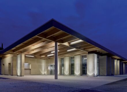 bpa architecture: Pôle de Rugby du Grand Pic Saint Loup.