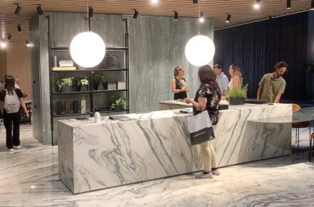 Many manufacturers of engineered stone have brought natural stone copies to the market. Photo from EuroCucine/Salone del Mobile 2022.