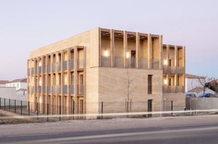 Residential building category: Peiro residential buildings. Architects: Atelier Régis Roudil Architectes.
