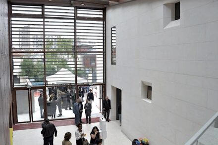 Special Jury Prize: Alain Mimoun d'Issy-les-Moulineaux sports complex. Architect: Artibal Agence d‘Architecture.