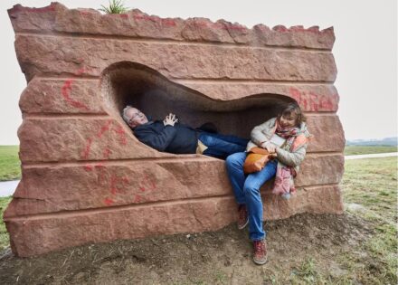 Birgit Cauer: “LAPI-LOG / LAPI-LIEGE“.
