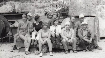 Gruppenfoto Bildhauersymposium 1984. Foto: StadtMuseum Pirna / Privatarchiv