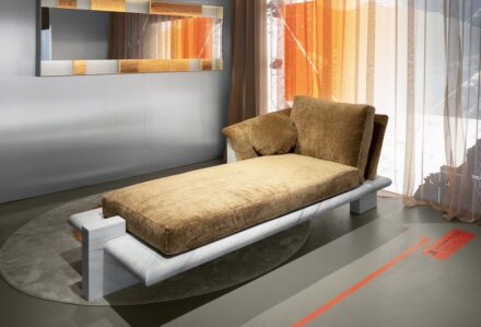 Company: <a href="https://www.neutradesign.it/"target="_blank">Neutra Design</a>. Exhibition “To the Edge of Matter. An Unforgettable Journey“. Design: Mario Bellini.