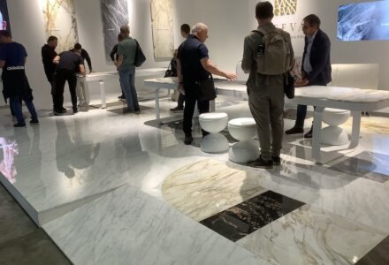 Firma: <a href="https://www.sagevanmarmi.com/en/"target="_blank">Sa.Ge.Van Marmi</a> (Italien).