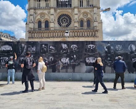 “Visages du chantier“. Photo: Rebatir Notre-Dame