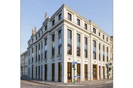 Cottaer sandstone: Yee Potsdam building.