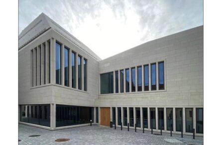 Cottaer sandstone: Lecture hall building of the Mining Academy in Freiberg, Saxony.