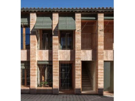 Bauwerk des Instituto Balear de la Vivienda (IBAVI). 