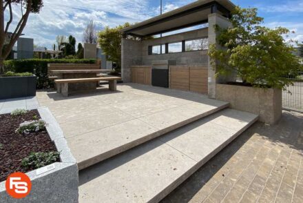 Dietfurt Dolomite® (Wachenzeller Dolomite), Outdoor kitchen.